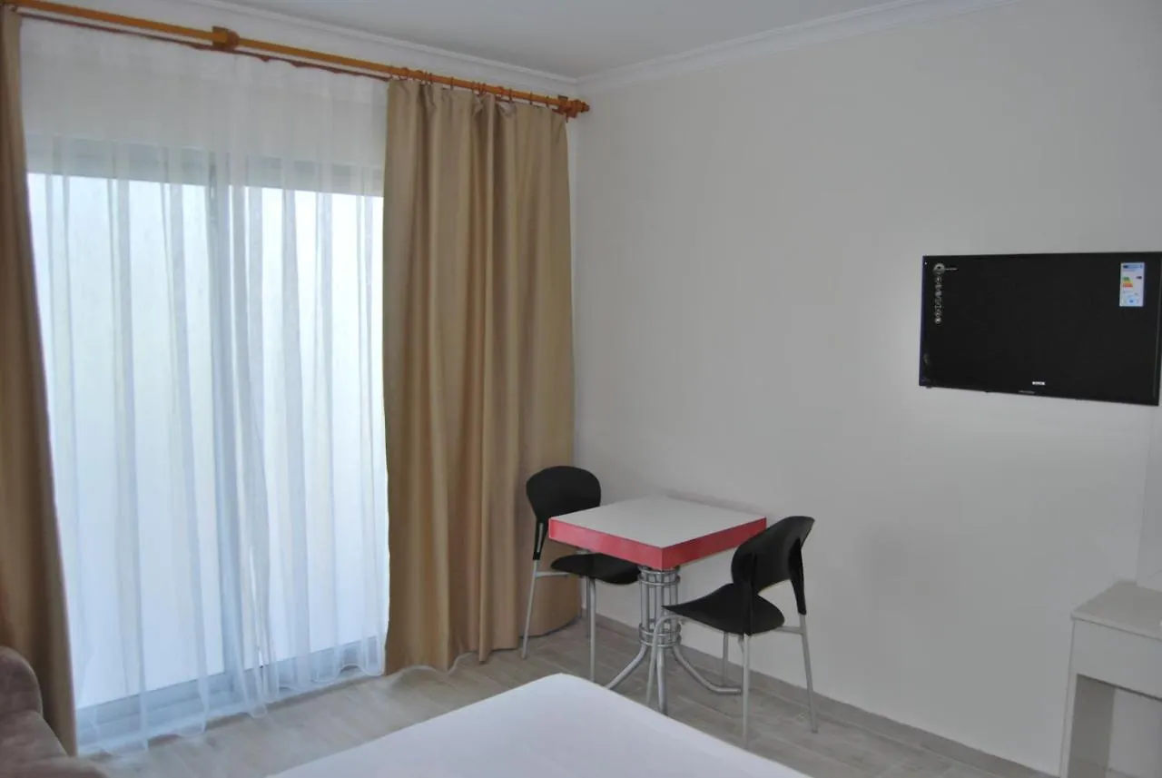 Park Aqua Hotel Kundu 2*,