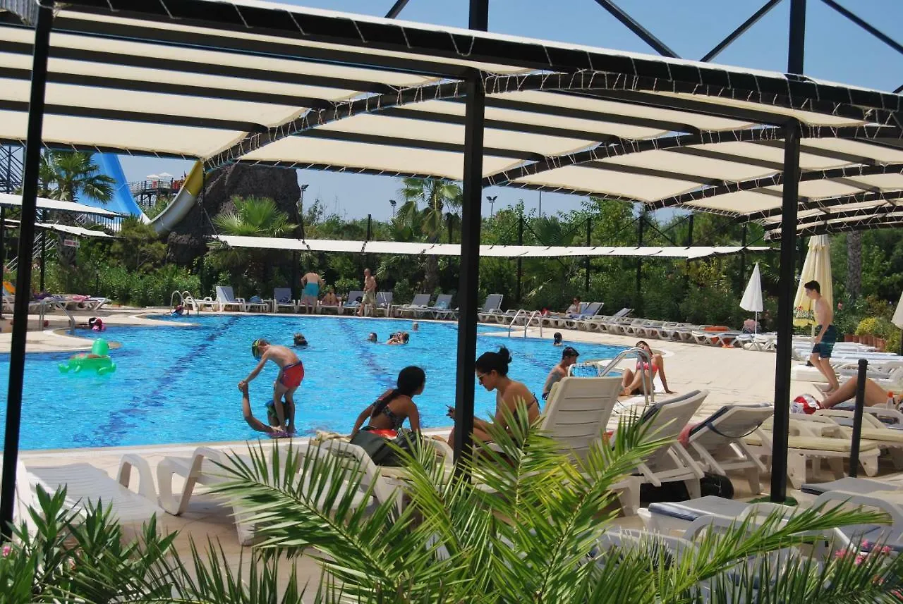 Park Aqua Hotel Kundu